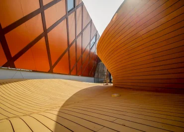 อาคารสนามกีฬาปากเกร็ด