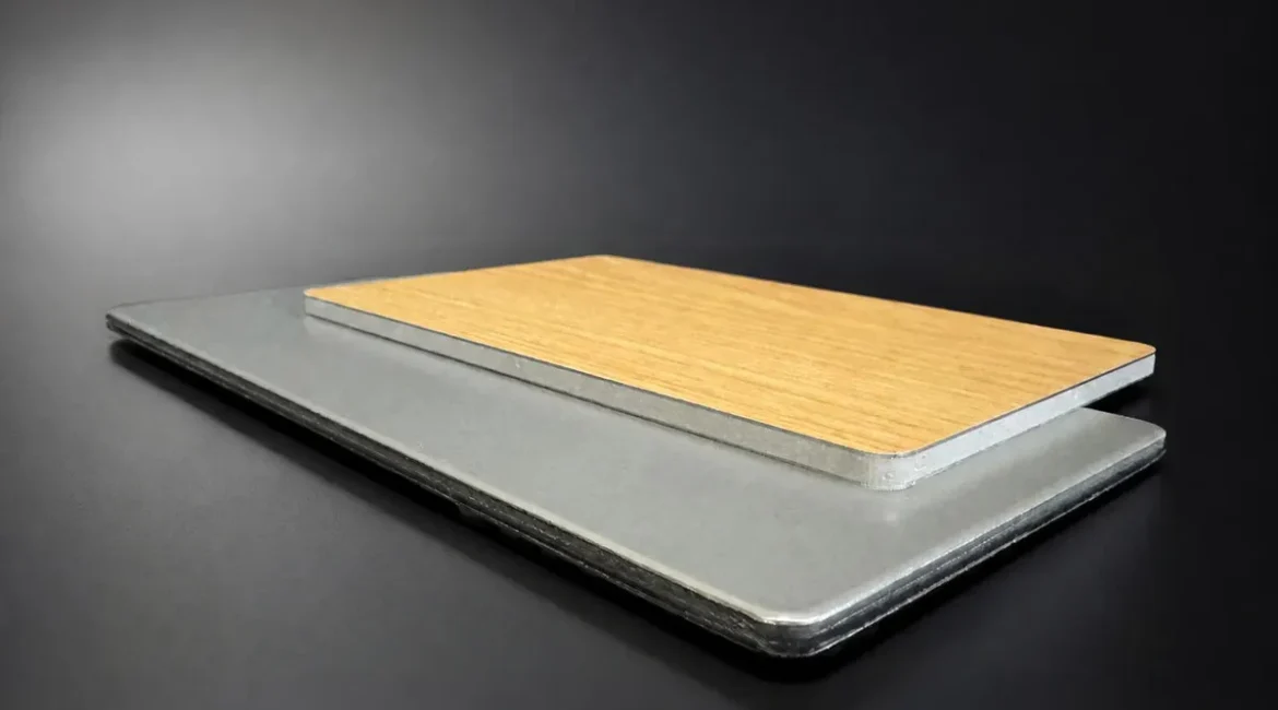Aluminium Composite แกน PE และ FR ต่างกันอย่างไร เลือกแบบไหนดี